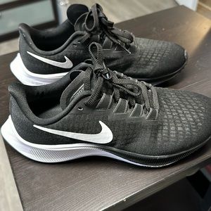 Nike zoom Pegasus 37